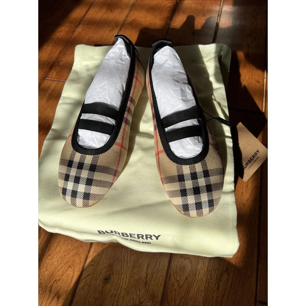 Burberry Mini Grace Logo Detail Check Ballerina Flat (1) - Picture 8 of 8